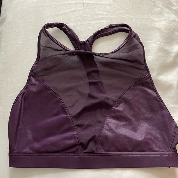 Victorias Secret Sports Bra - Picture 2 of 2